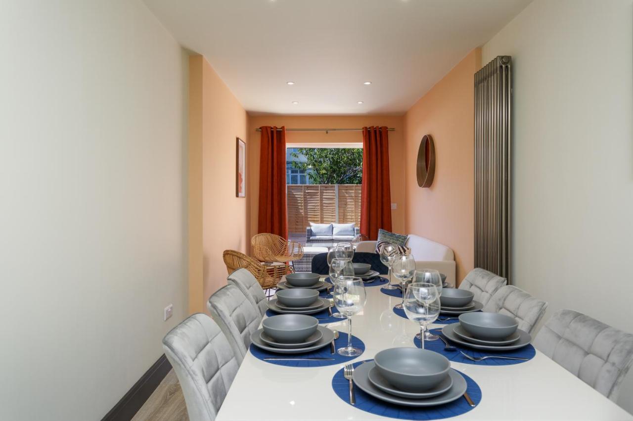 Hébergement de vacances Beatrice Manor - Luxury 4 Bedroom House In Southsea,