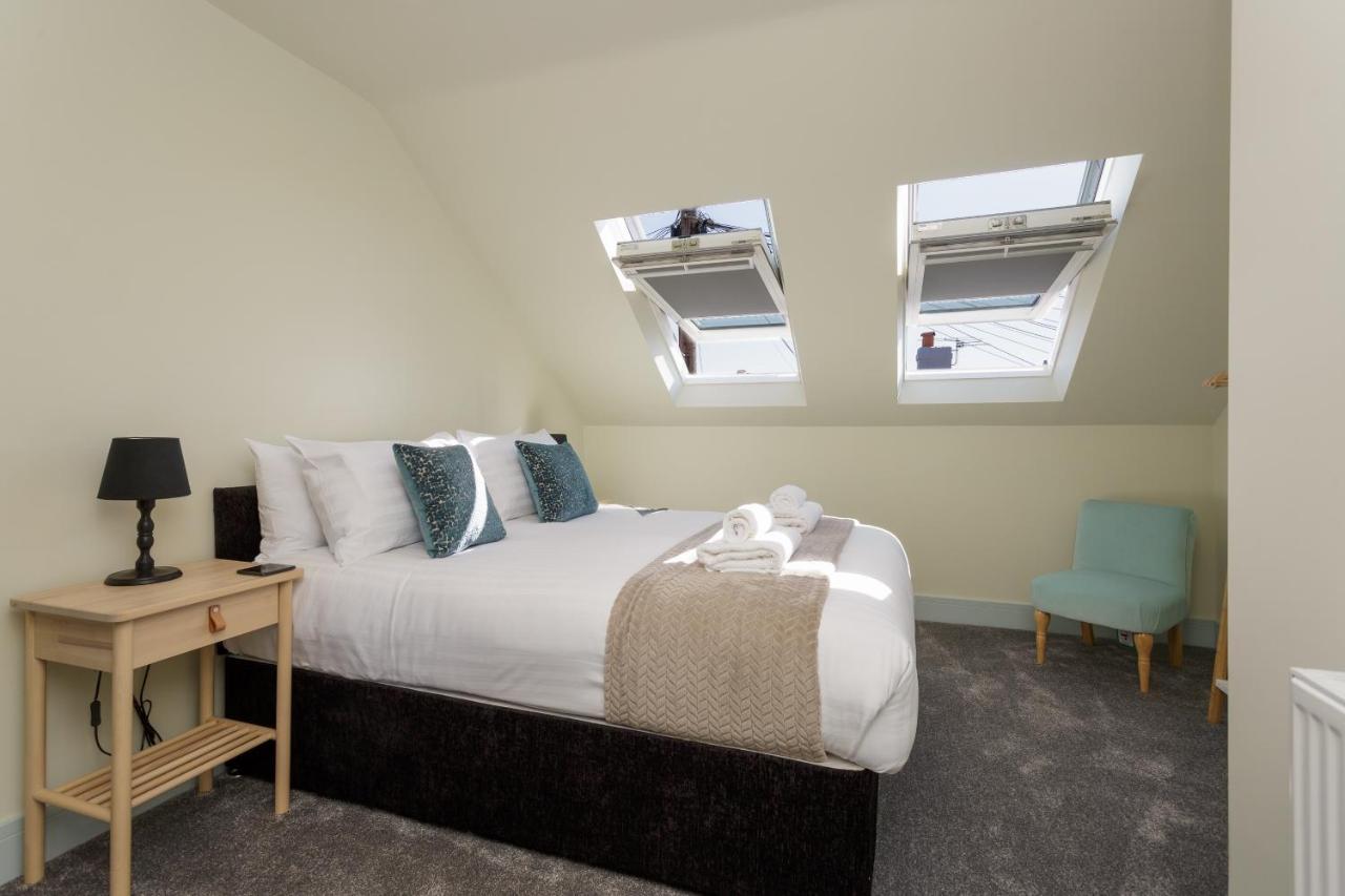 Beatrice Manor - Luxury 4 Bedroom House In Southsea, Hébergement de vacances *